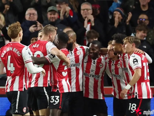 大发体育-联赛4连败！英超-利物浦2-3小蜜蜂跌至第6，大发助力你的致富之路！