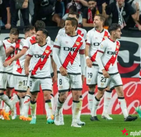 迈博体育 足坛悲喜一夜!皇马0-0爆冷,巴萨4-2落后榜首3分